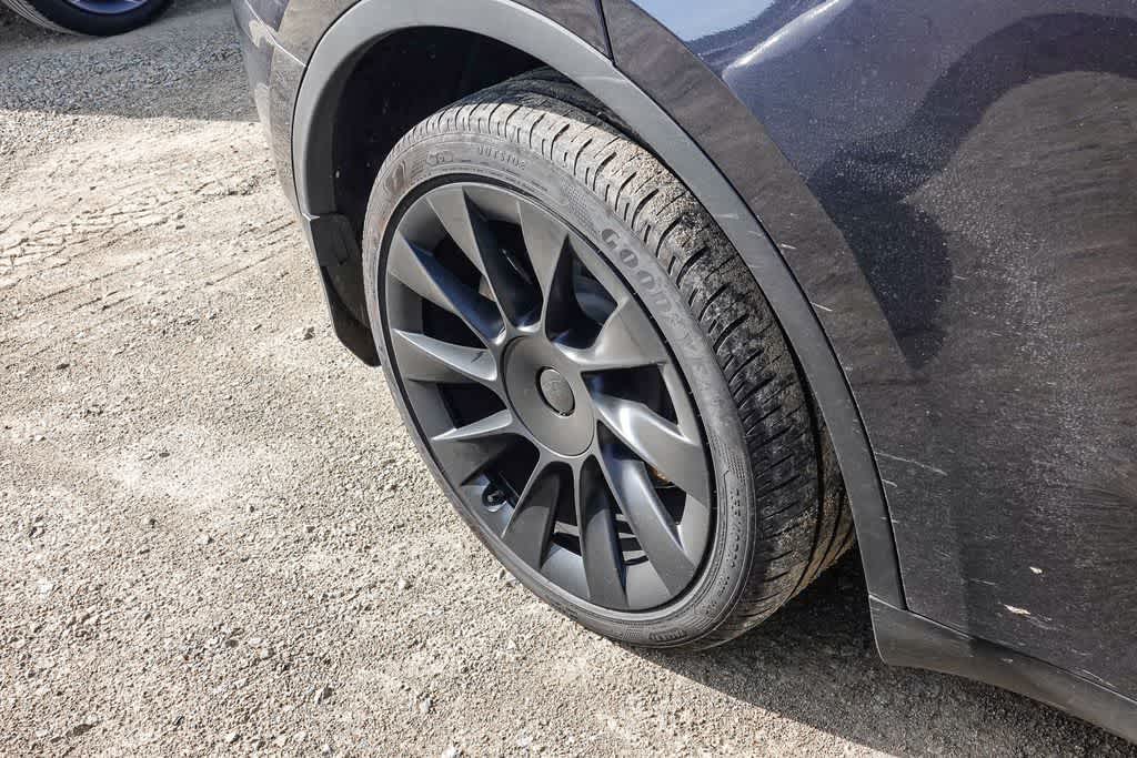 2024 Tesla Model Y Long Range Dual Motor All-Wheel Drive