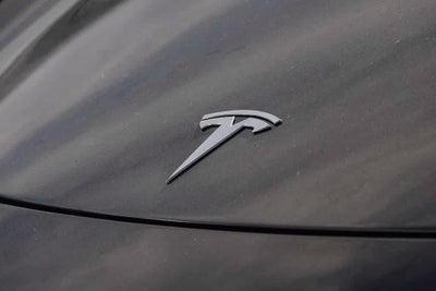 2024 Tesla Model Y Long Range Dual Motor All-Wheel Drive