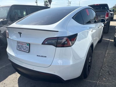 2022 Tesla Model Y Performance Dual Motor All-Wheel Drive