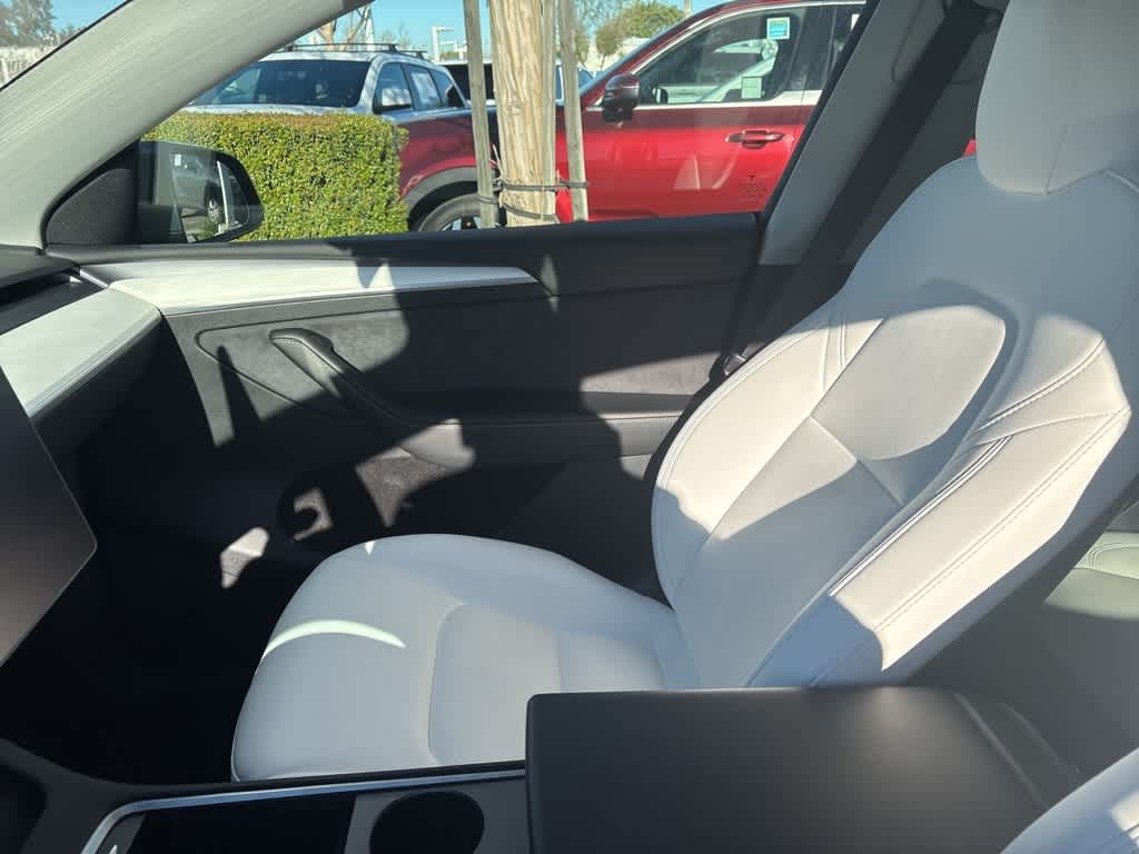 2022 Tesla Model Y Performance Dual Motor All-Wheel Drive