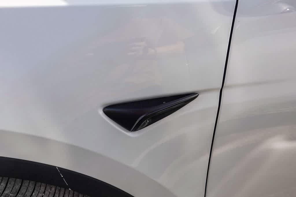 2025 Tesla Model Y Performance Dual Motor All-Wheel Drive