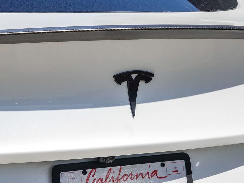 2024 Tesla Model Y Performance Dual Motor All-Wheel Drive