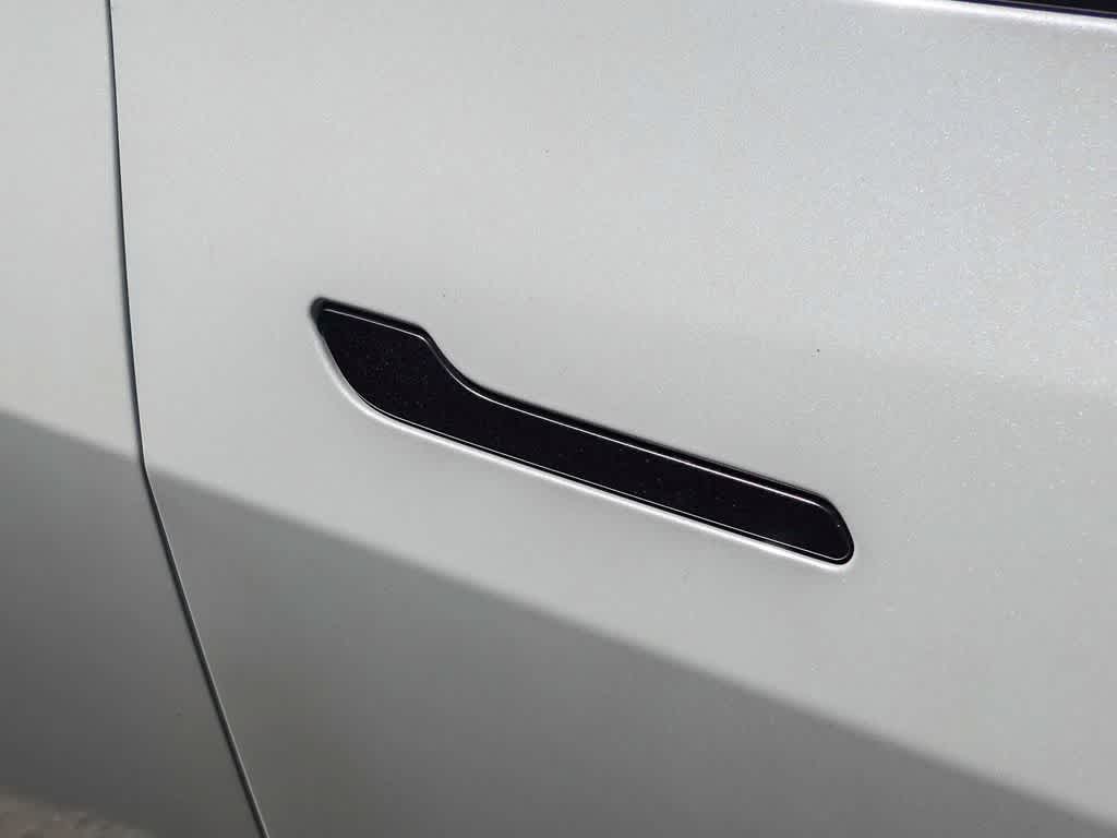 2024 Tesla Model Y Performance Dual Motor All-Wheel Drive