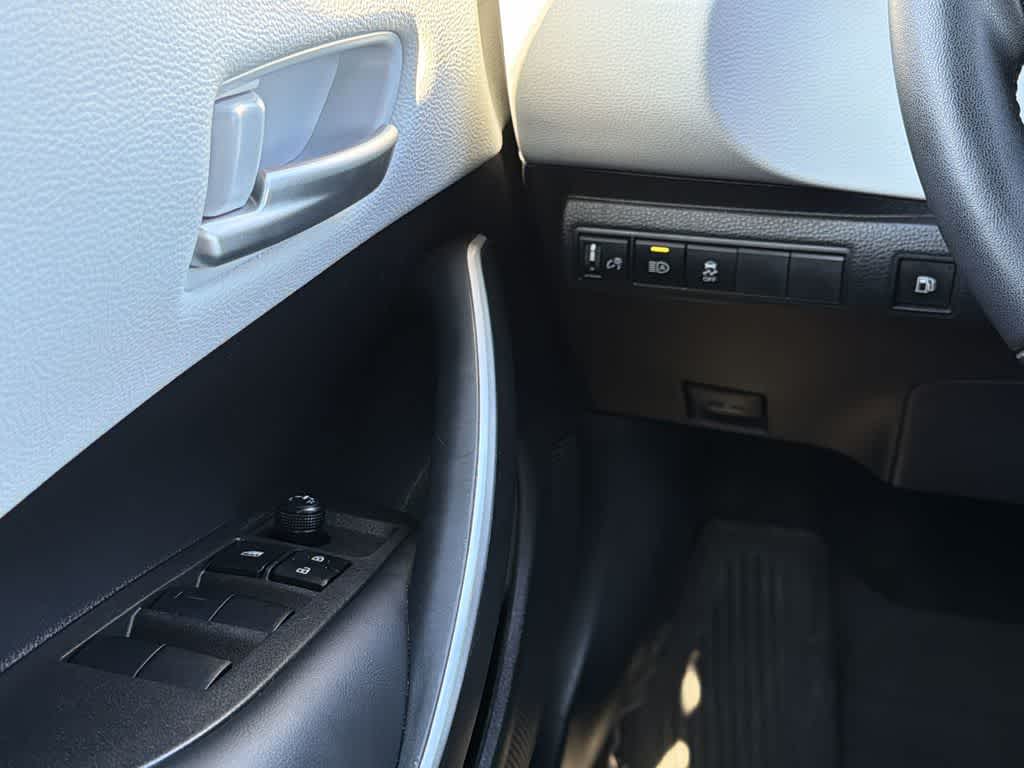 2025 Toyota Corolla Hybrid SE