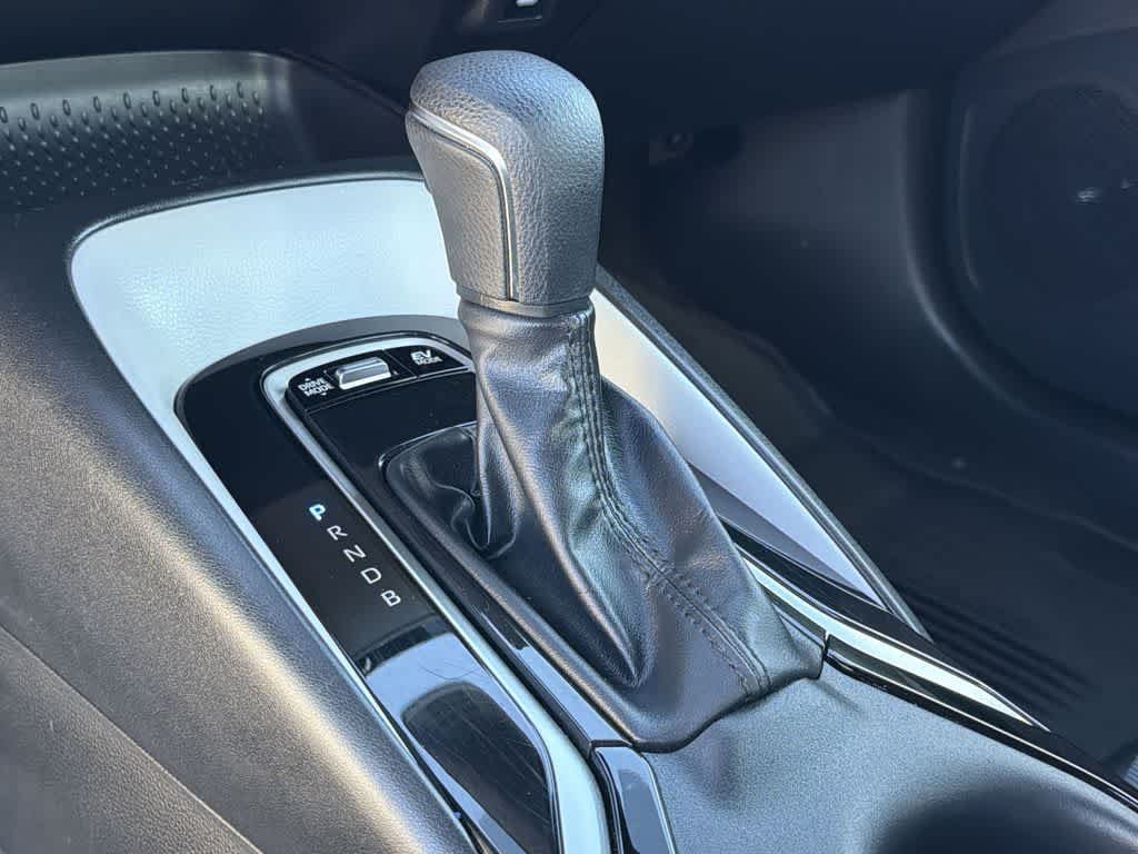 2025 Toyota Corolla Hybrid SE