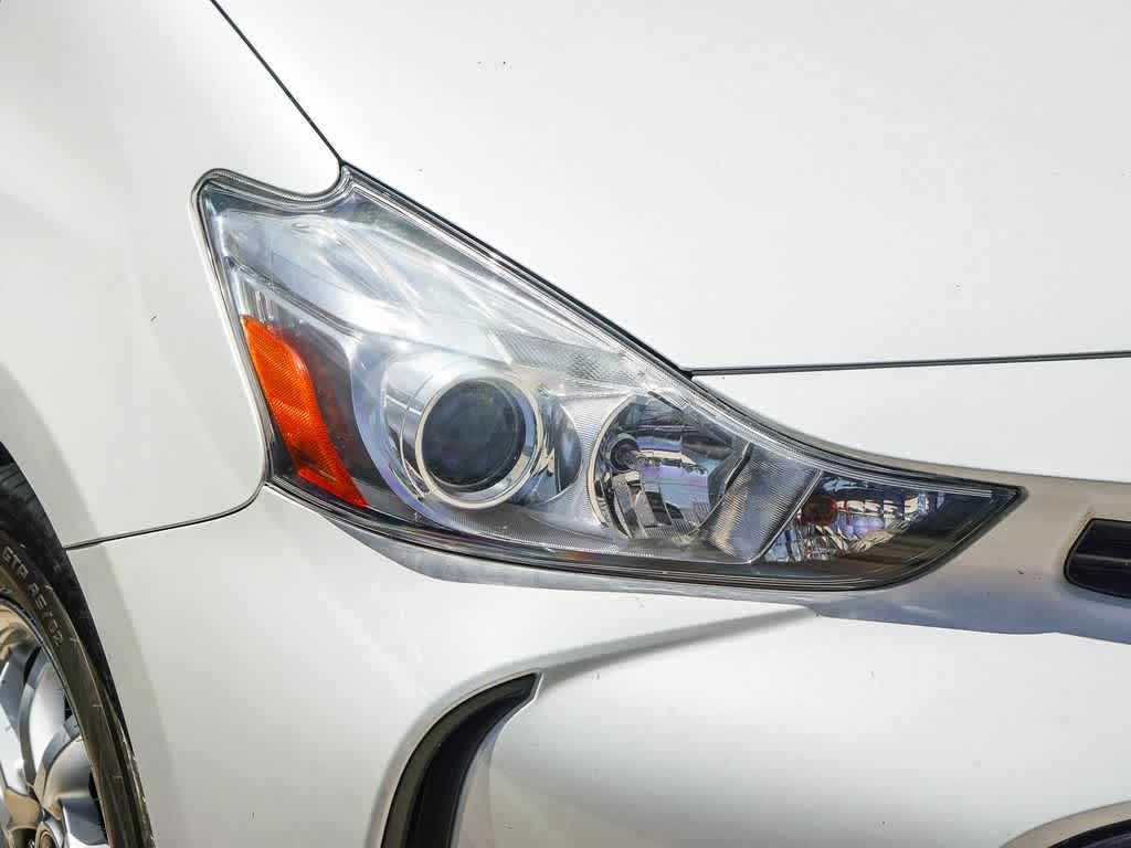 2016 Toyota Prius V Two