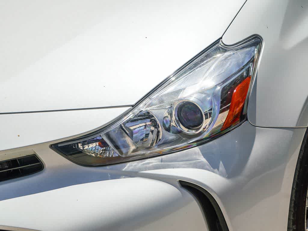 2016 Toyota Prius V Two
