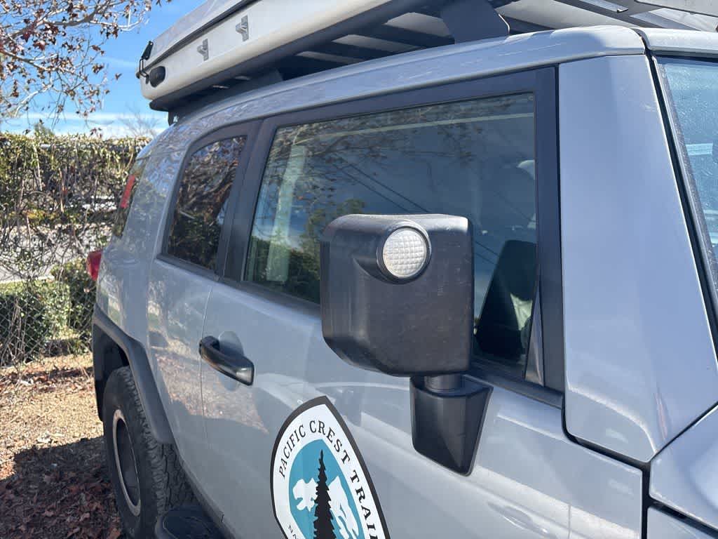 2013 Toyota FJ Cruiser 4WD 4dr Auto