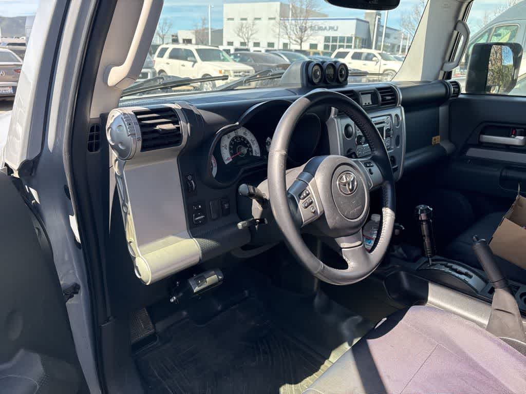 2013 Toyota FJ Cruiser 4WD 4dr Auto