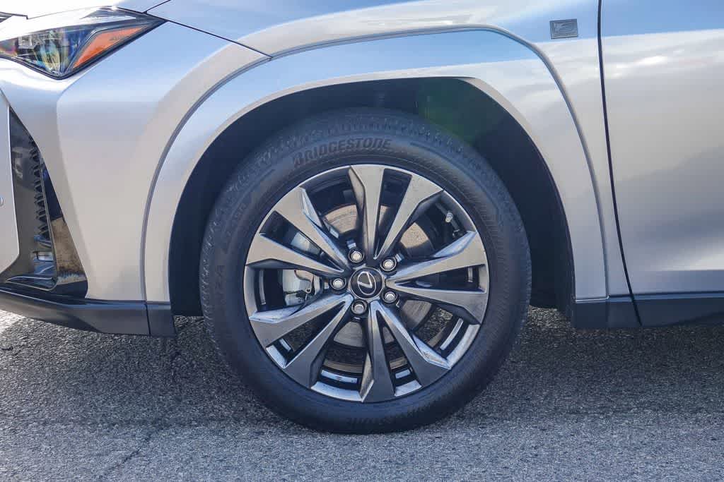 2024 Lexus UX F SPORT Design