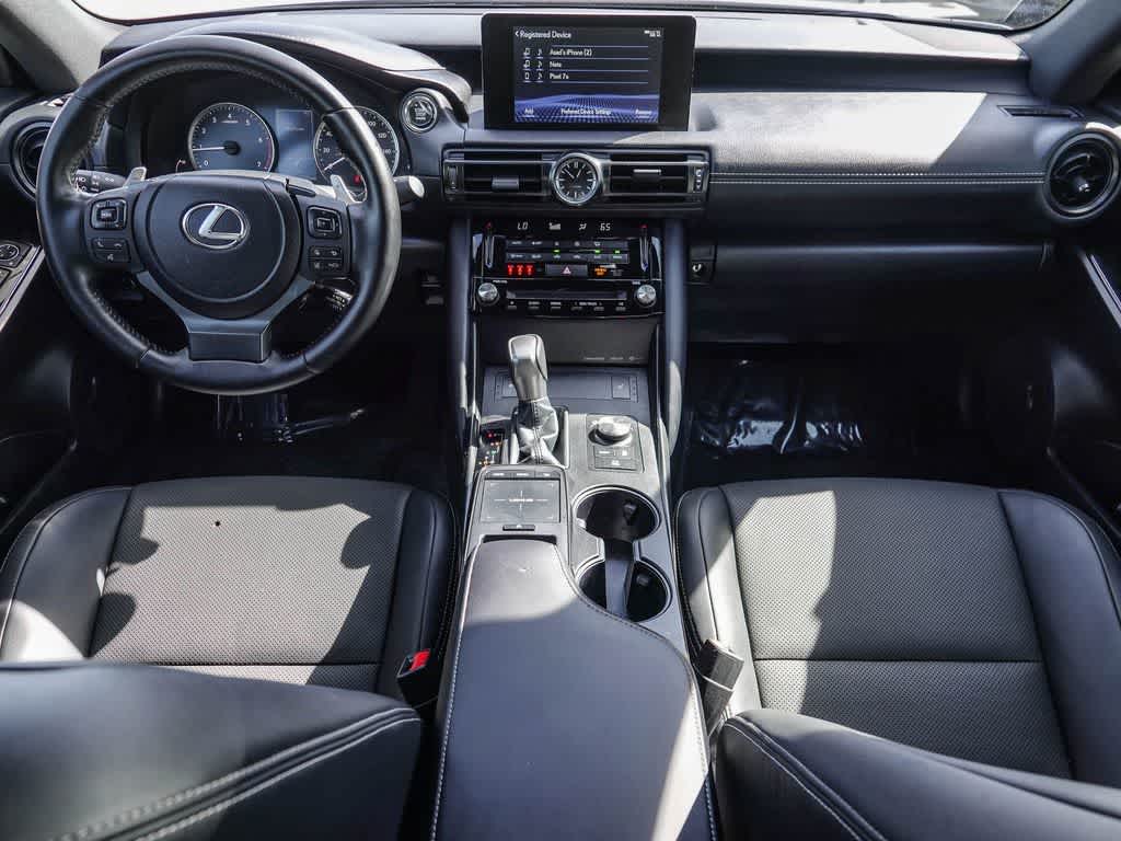 2025 Lexus IS 300 F SPORT Design