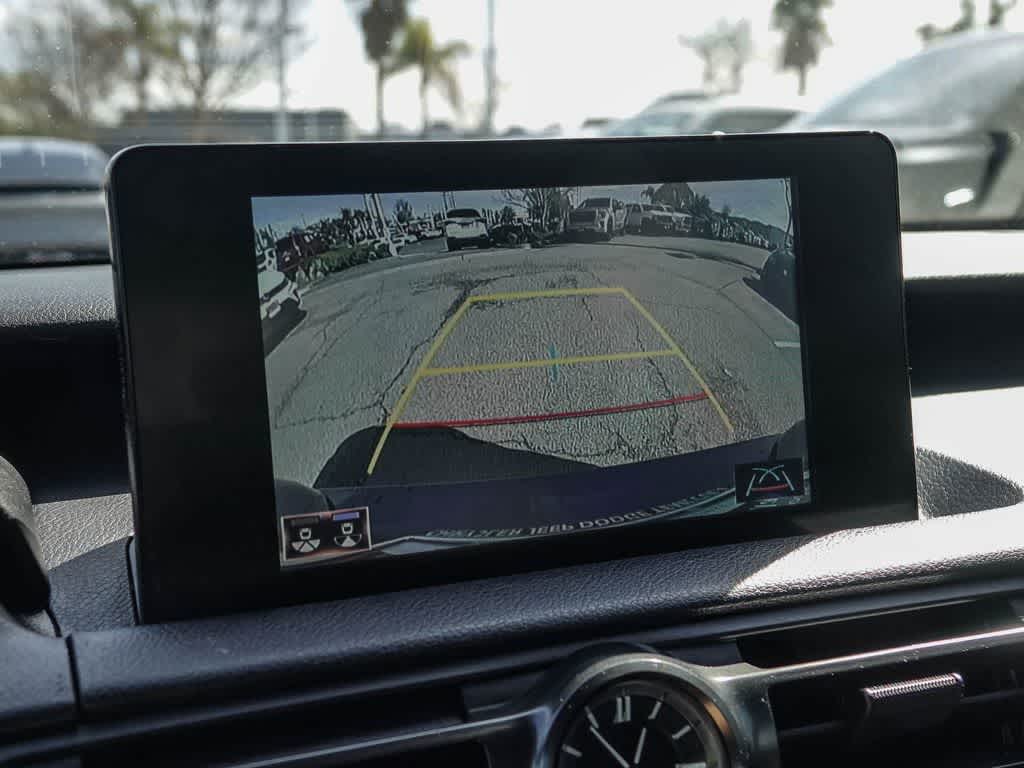 2025 Lexus IS 300 F SPORT Design