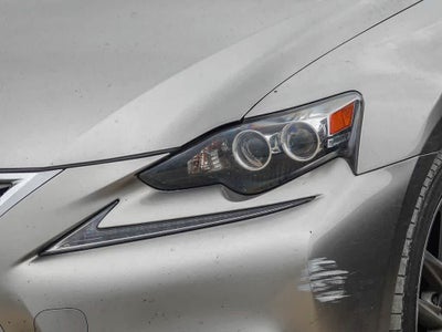 2016 Lexus IS 200t 4dr Sdn