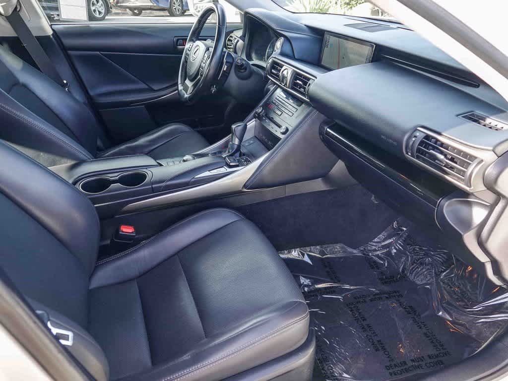 2018 Lexus IS IS 300 RWD