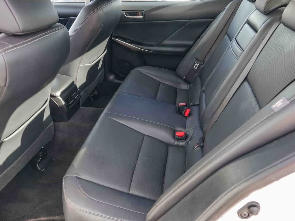 2018 Lexus IS IS 300 RWD