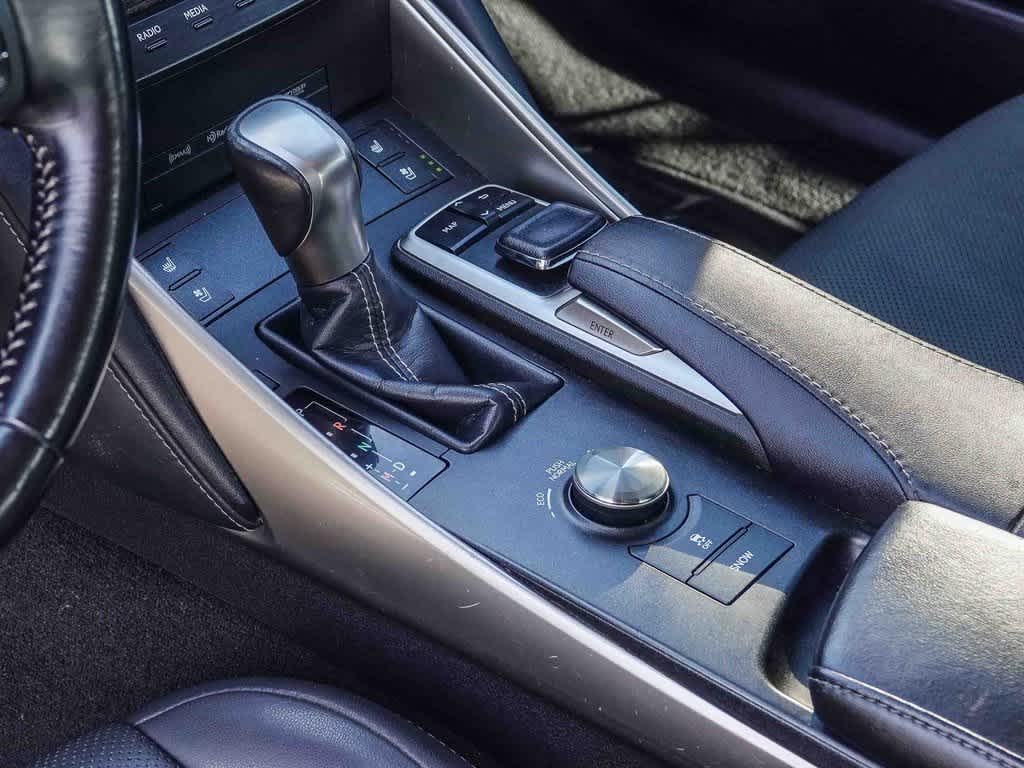 2018 Lexus IS IS 300 RWD