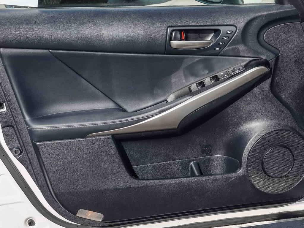 2018 Lexus IS IS 300 RWD