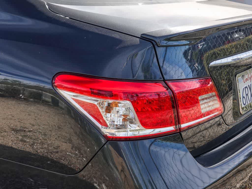 2011 Lexus ES 350 4dr Sdn