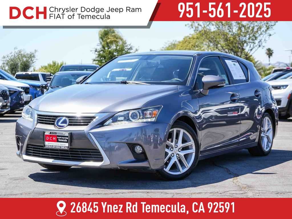 2015 Lexus CT 200h 200h's photo