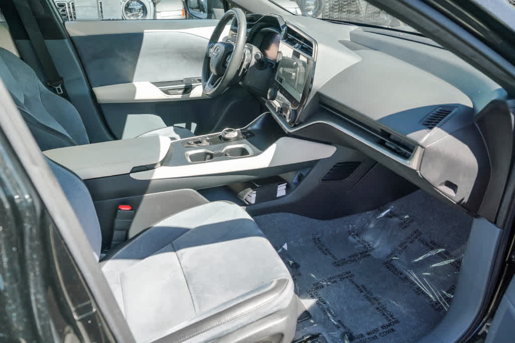 2023 Lexus RZ 450e Luxury