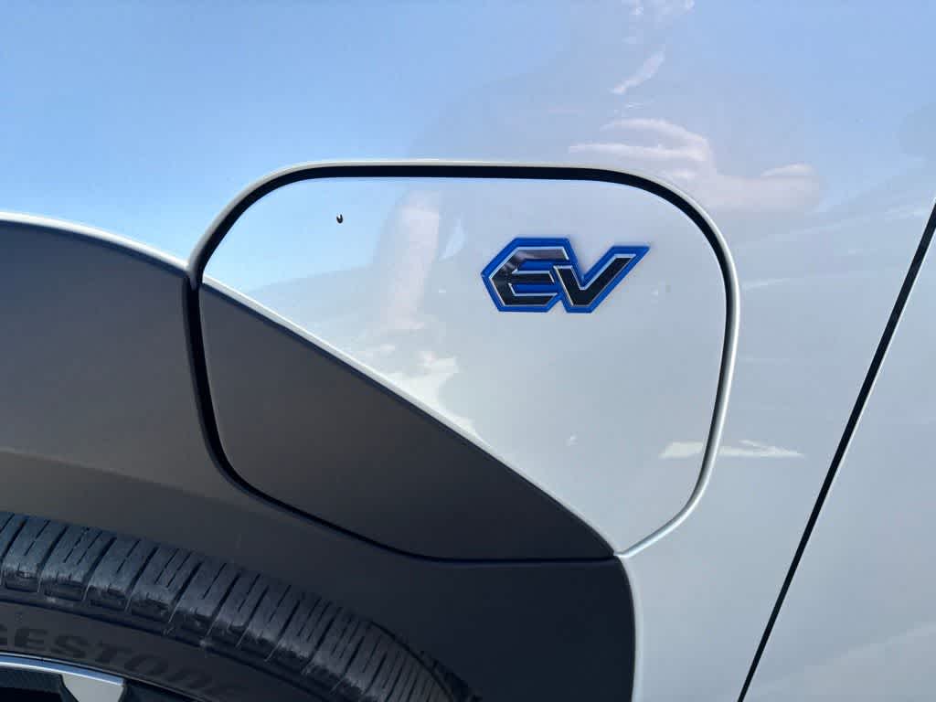 2023 Subaru Solterra Premium