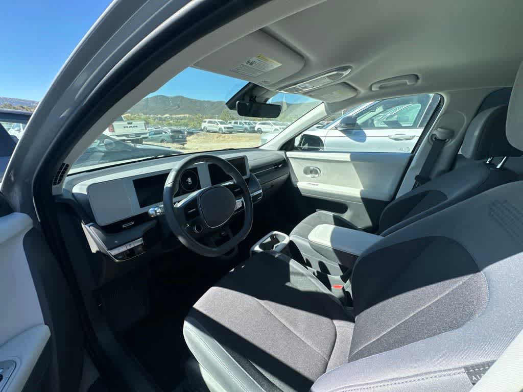 2024 Hyundai IONIQ 5 SE