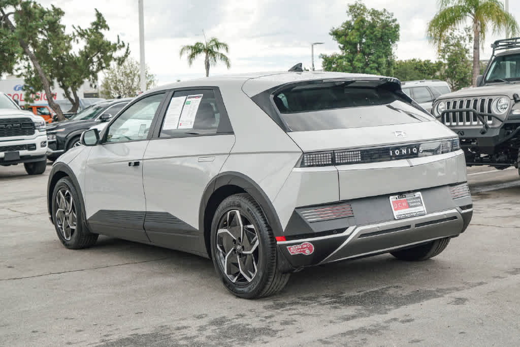 2024 Hyundai IONIQ 5 SEL