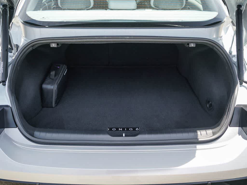 2024 Hyundai IONIQ 6 SEL