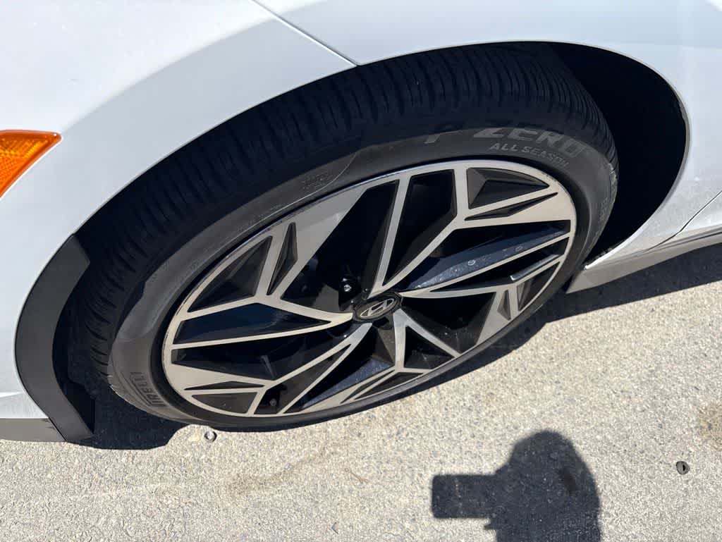 2024 Hyundai IONIQ 6 SEL
