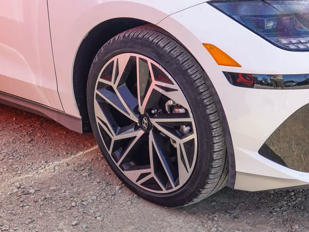 2024 Hyundai IONIQ 6 SEL