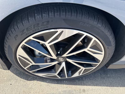 2023 Hyundai IONIQ 6 Limited