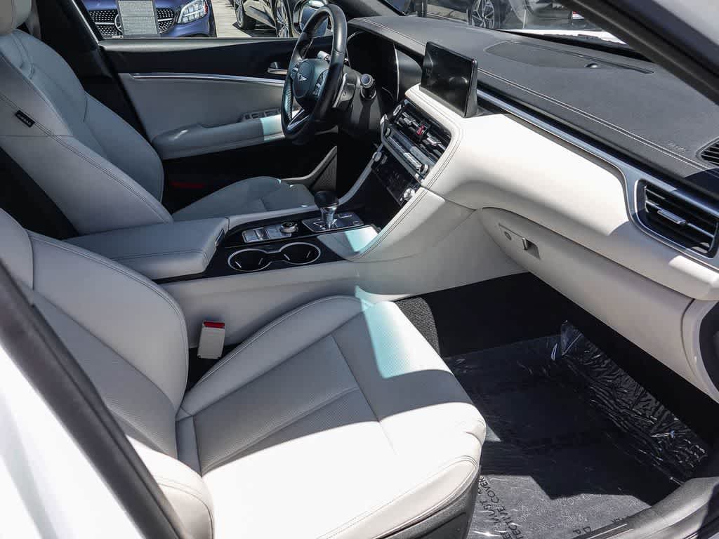 2024 Genesis G70 2.5T RWD