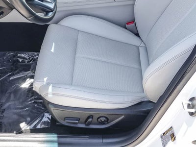 2024 Genesis G70 2.5T RWD