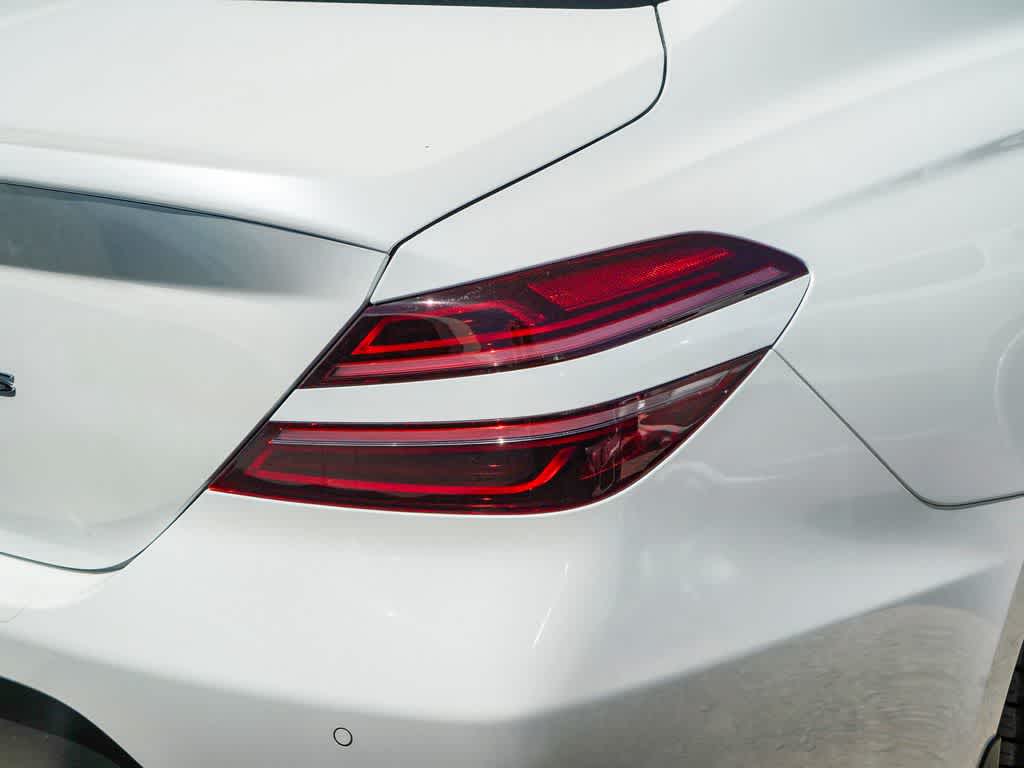 2023 Genesis G70 2.0T RWD