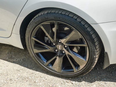 2023 Genesis G70 2.0T RWD