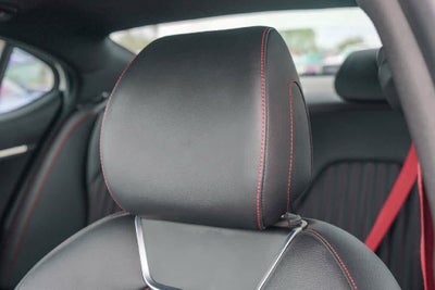2023 Genesis G70 2.0T RWD