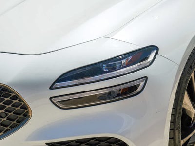 2023 Genesis G70 2.0T RWD