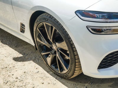 2023 Genesis G70 2.0T RWD