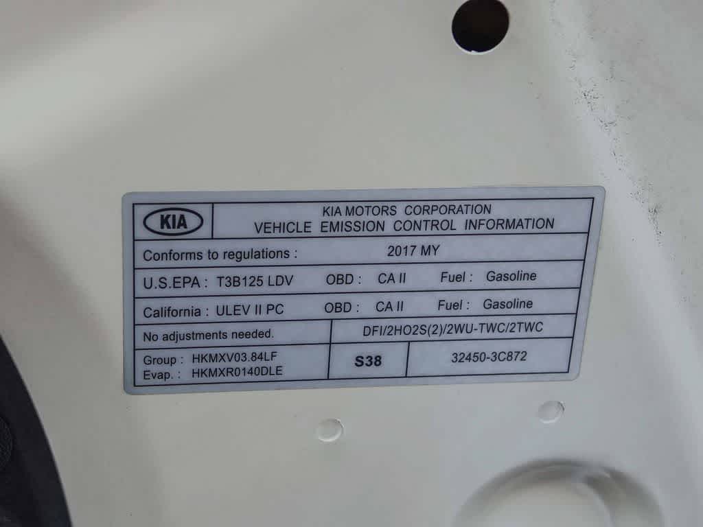 2017 Kia K900 Luxury 3.8L