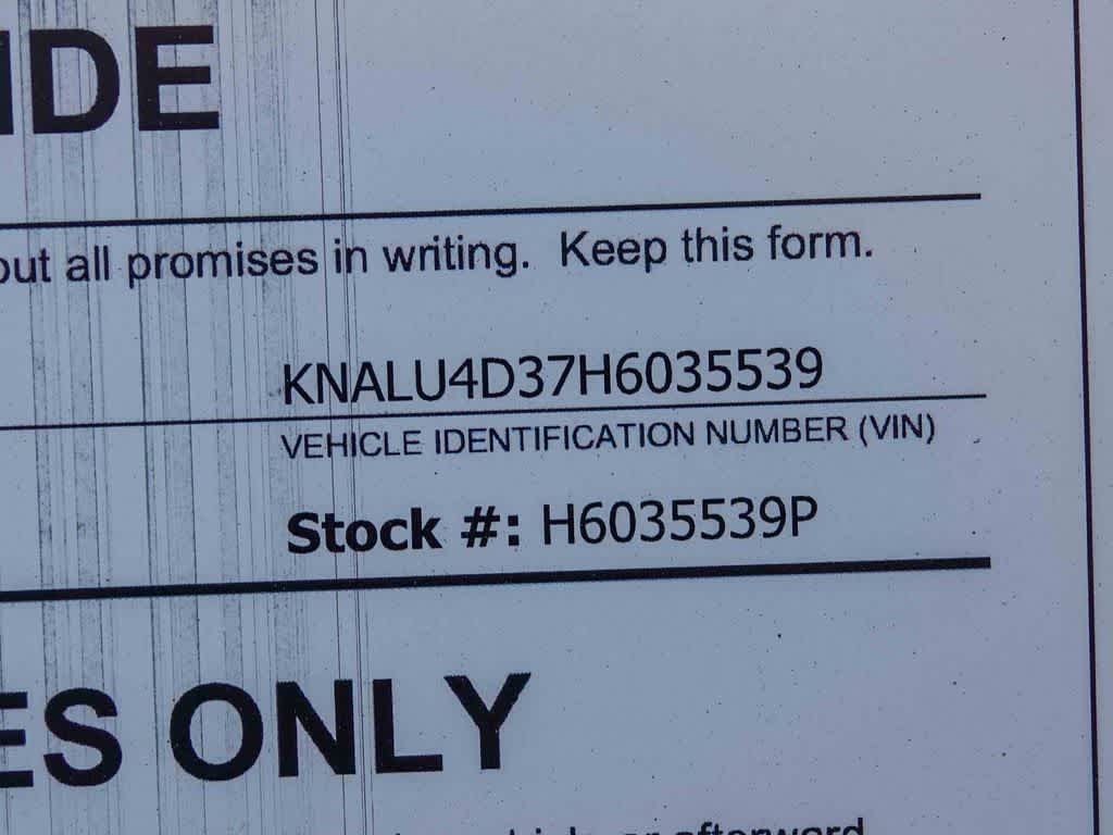 2017 Kia K900 Luxury 3.8L