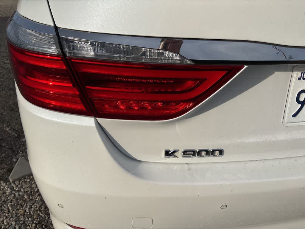 2017 Kia K900 Luxury 3.8L