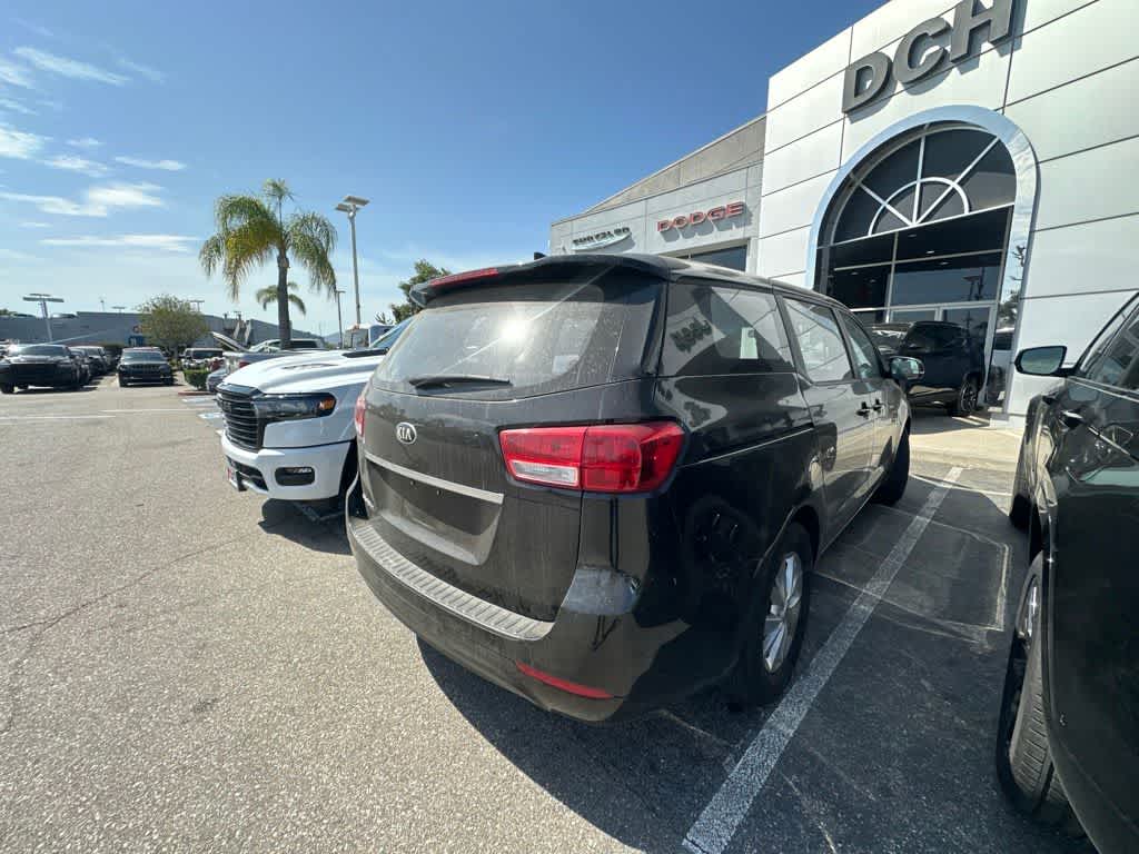 2018 Kia Sedona L