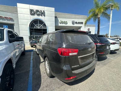 2018 Kia Sedona L