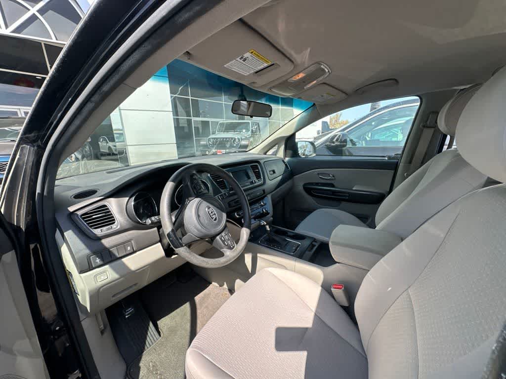 2018 Kia Sedona L