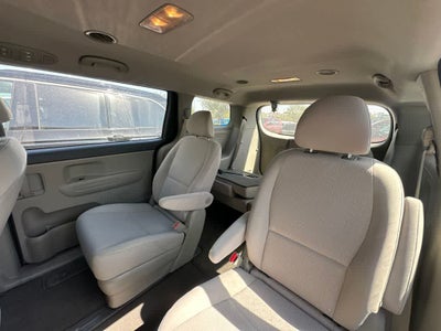 2018 Kia Sedona L