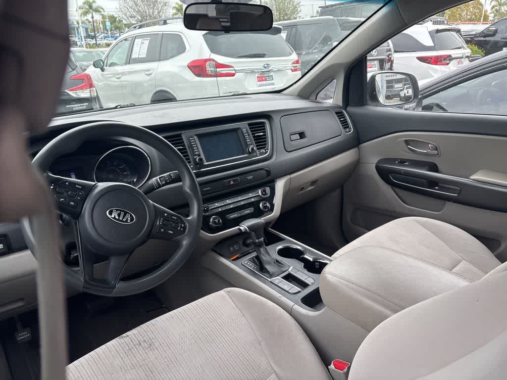 2021 Kia Sedona LX