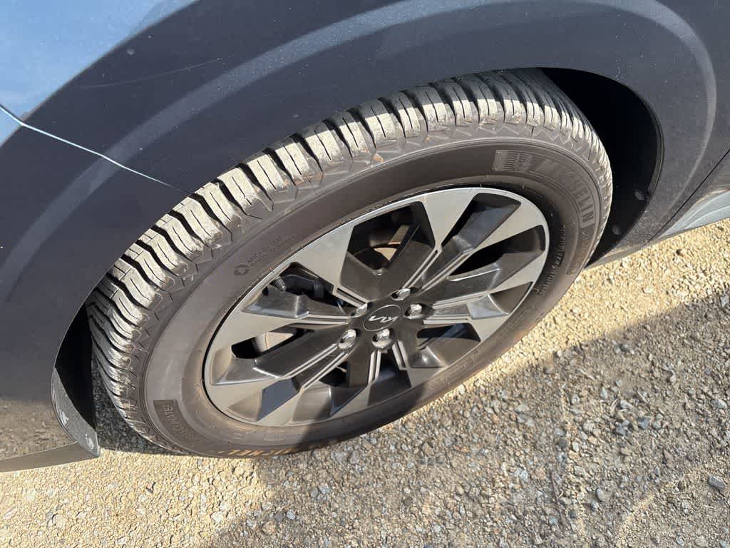 2022 Kia Carnival EX