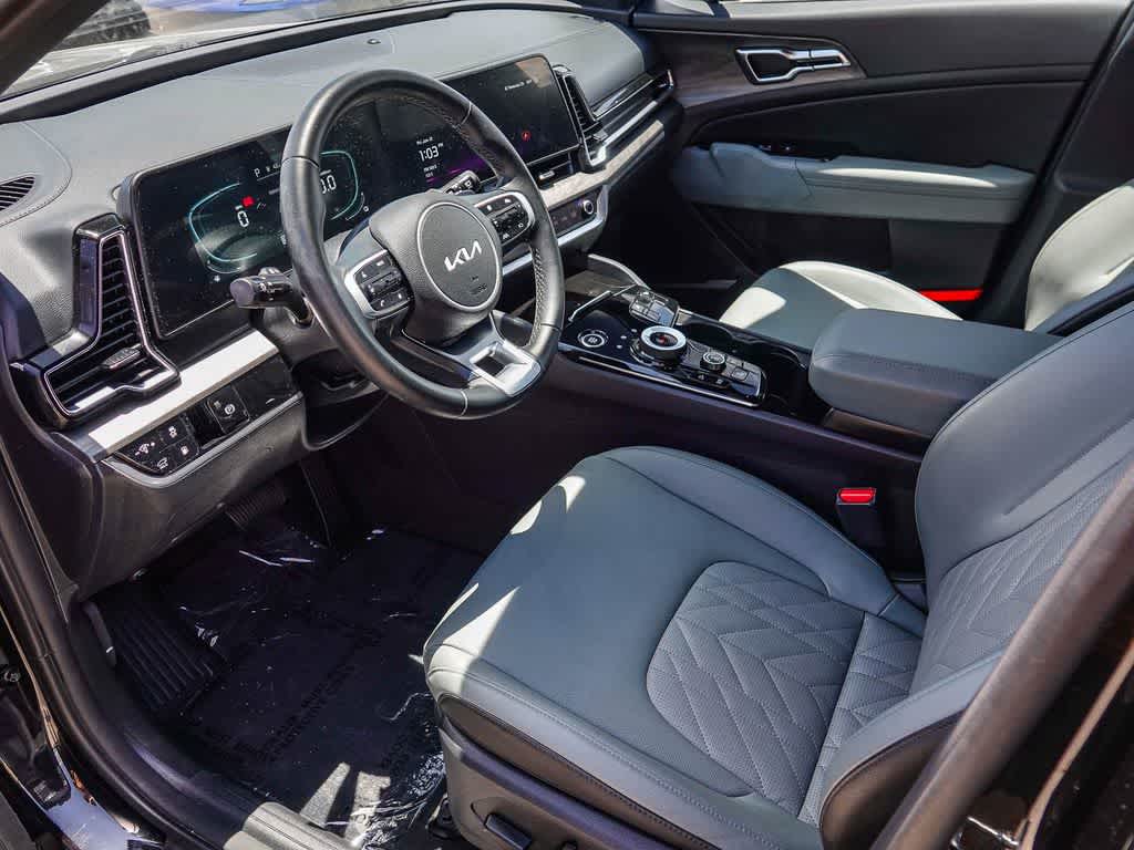 2025 Kia Sportage Plug-In Hybrid X-Line