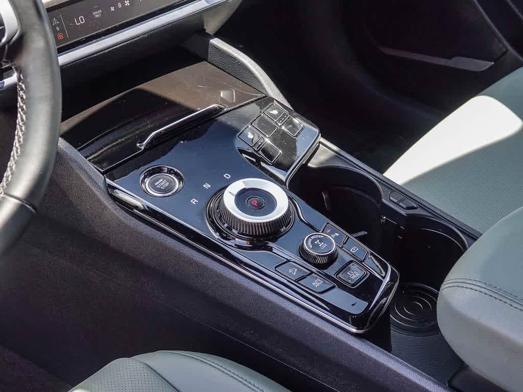 2025 Kia Sportage Plug-In Hybrid X-Line