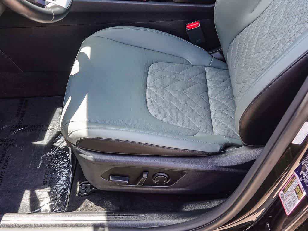 2025 Kia Sportage Plug-In Hybrid X-Line